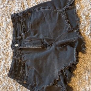 American Eagle Distressed Highest Rise Mom Short Size 6